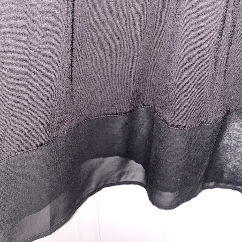 H&M flowy sleeveless sheer partial top and hem  fabric w/ cinched waist 🖤 - Picture 9 of 11